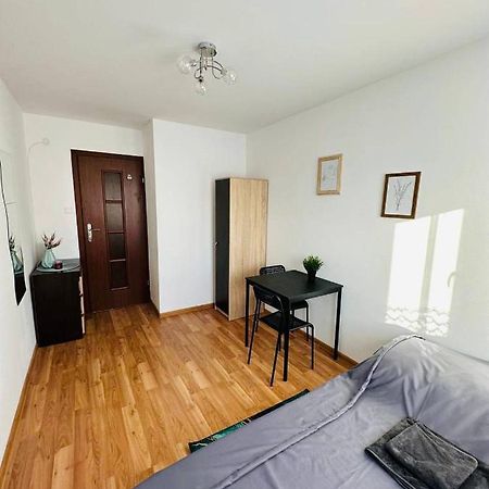 City View Rooms วอร์ซอ ภายนอก รูปภาพ