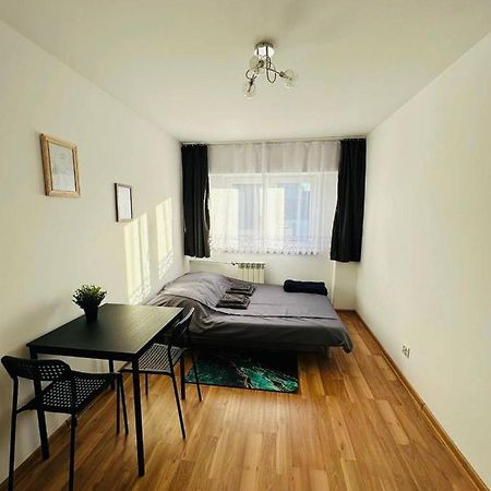 City View Rooms วอร์ซอ ภายนอก รูปภาพ