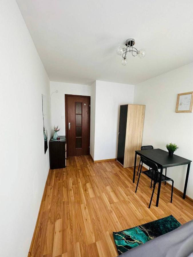 City View Rooms วอร์ซอ ภายนอก รูปภาพ